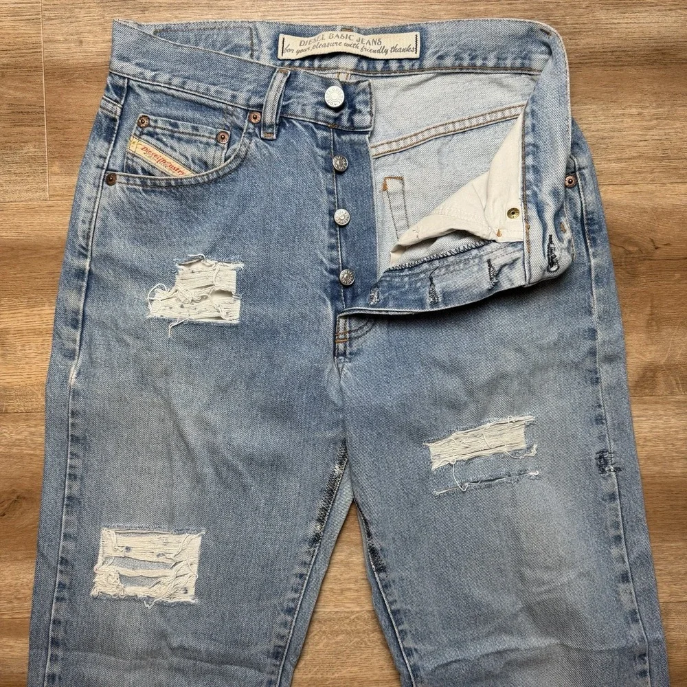 Diesel Jeans Men 28x30 Blue Straight Leg Made Italy Distressed Wash Y2K (Tag 30)